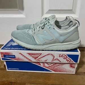 Light green New Balance 247 size 13